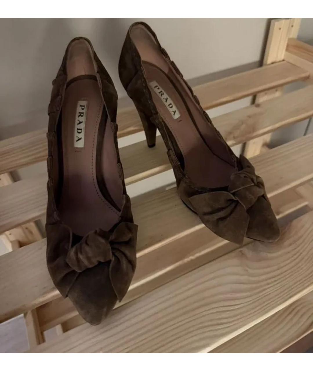 PRADA Коричневые замшевые туфли, фото 4