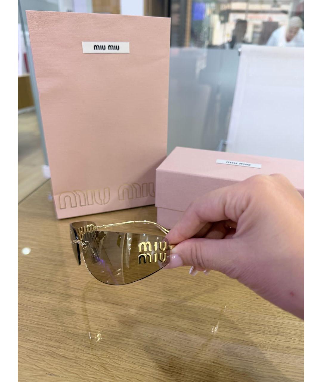 MIU MIU Коричневые металлические солнцезащитные очки, фото 3