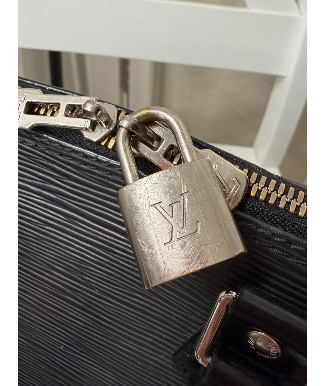 LOUIS VUITTON Черная кожаная сумка с короткими ручками, фото 5