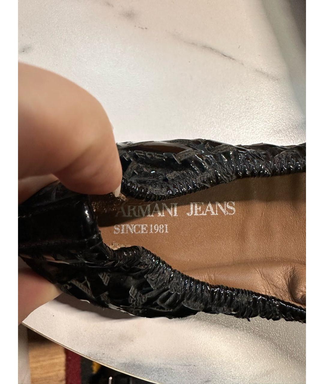 ARMANI JEANS Черные балетки из лакированной кожи, фото 5