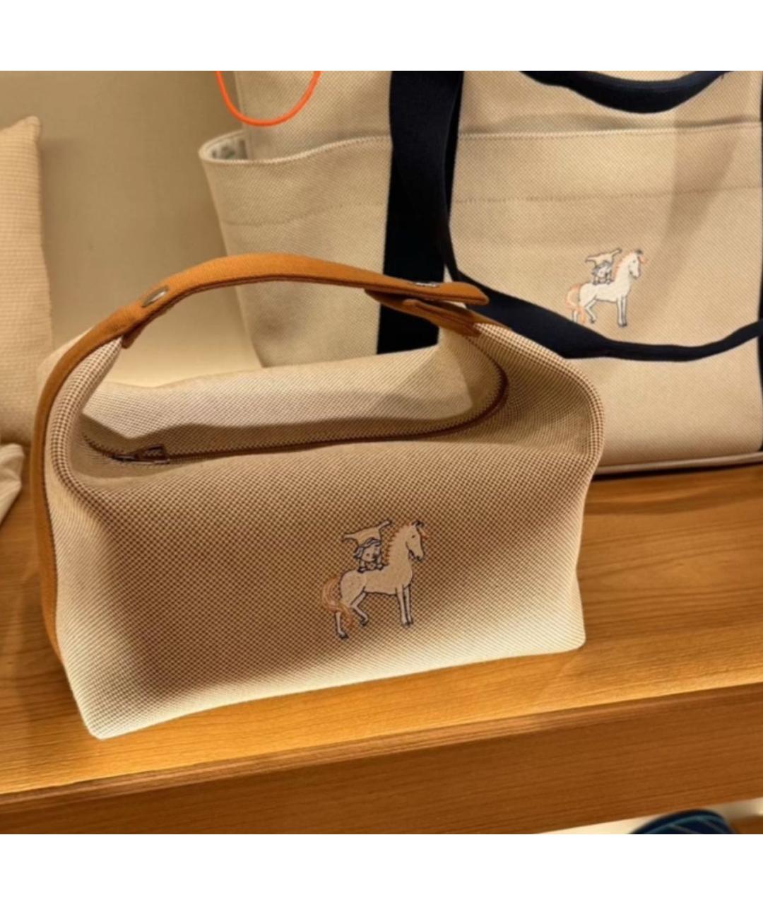 HERMES Бежевая тканевая косметичка, фото 2