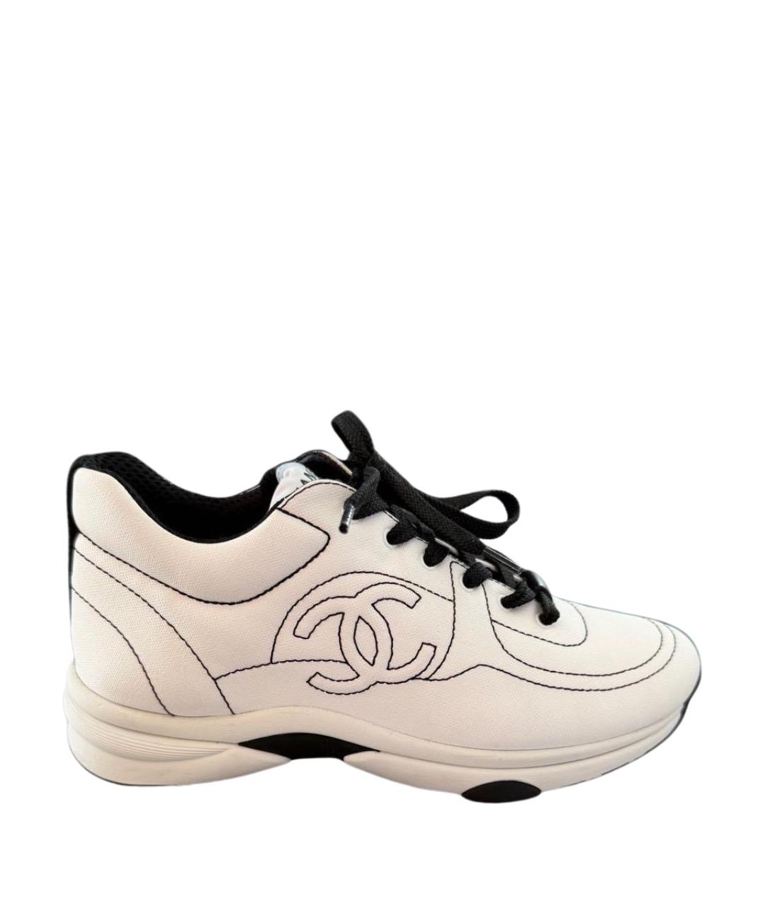 CHANEL Белые кожаные кроссовки, фото 1