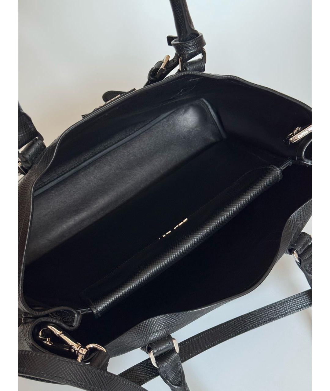 PRADA Черная кожаная сумка с короткими ручками, фото 4