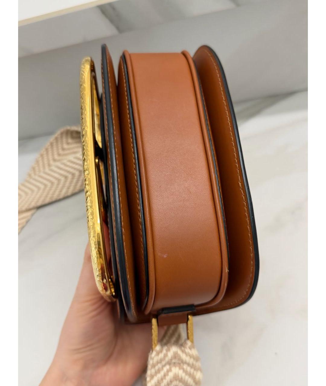 VALENTINO Коричневая кожаная сумка через плечо, фото 6