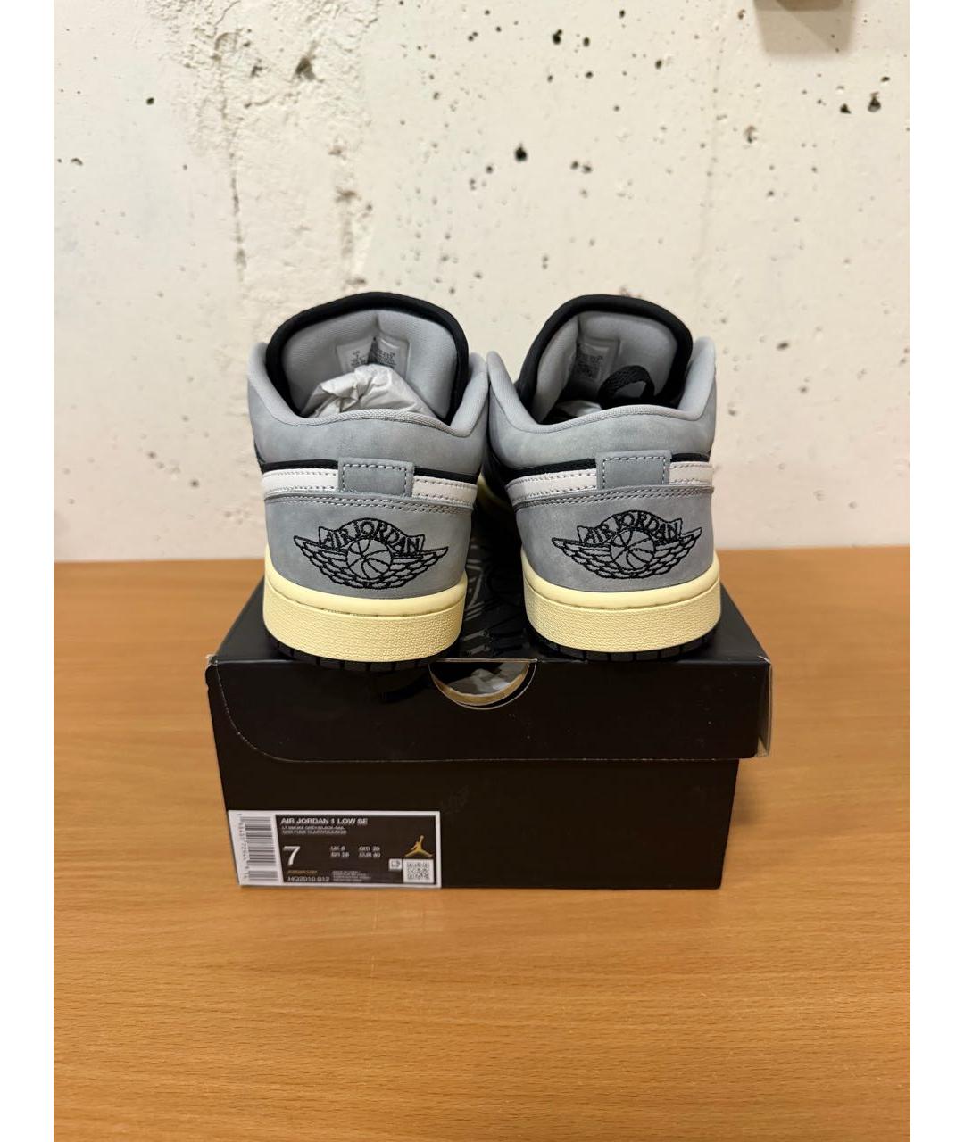 JORDAN Антрацитовые замшевые низкие кроссовки / кеды, фото 4