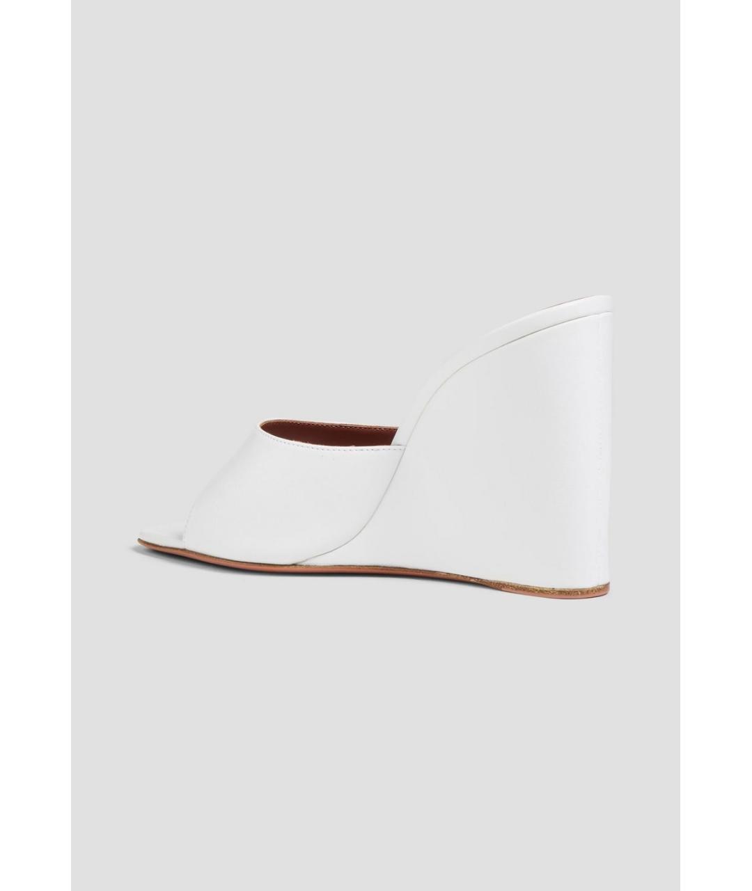 Amina Muaddi Белые кожаные мюли, фото 3