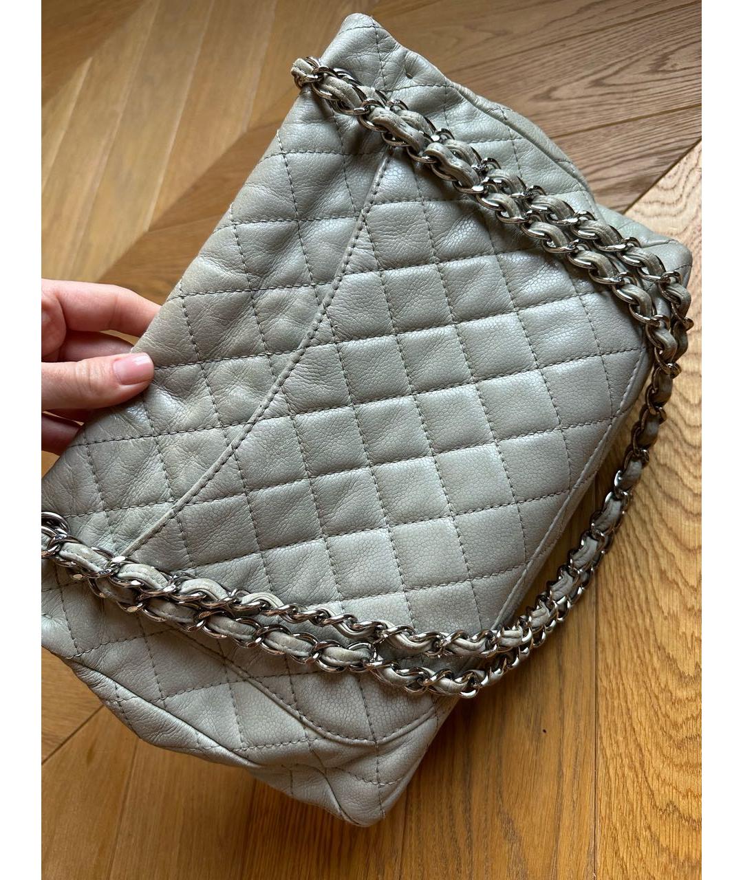 CHANEL Серая кожаная сумка через плечо, фото 2