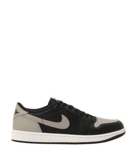 JORDAN Низкие кроссовки / кеды