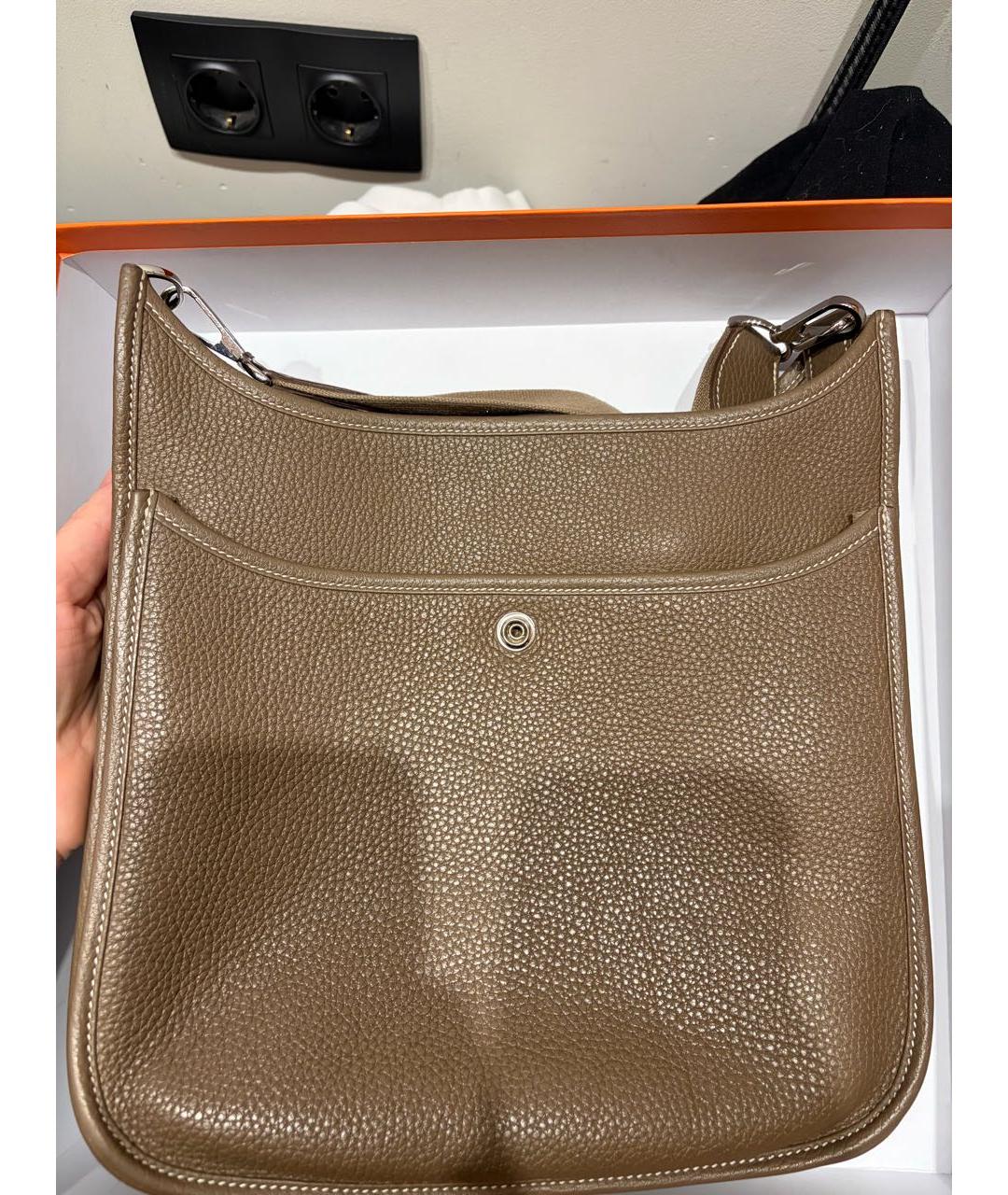 HERMES Бежевая кожаная сумка через плечо, фото 2