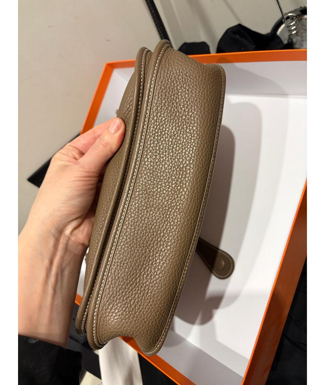 HERMES Бежевая кожаная сумка через плечо, фото 3