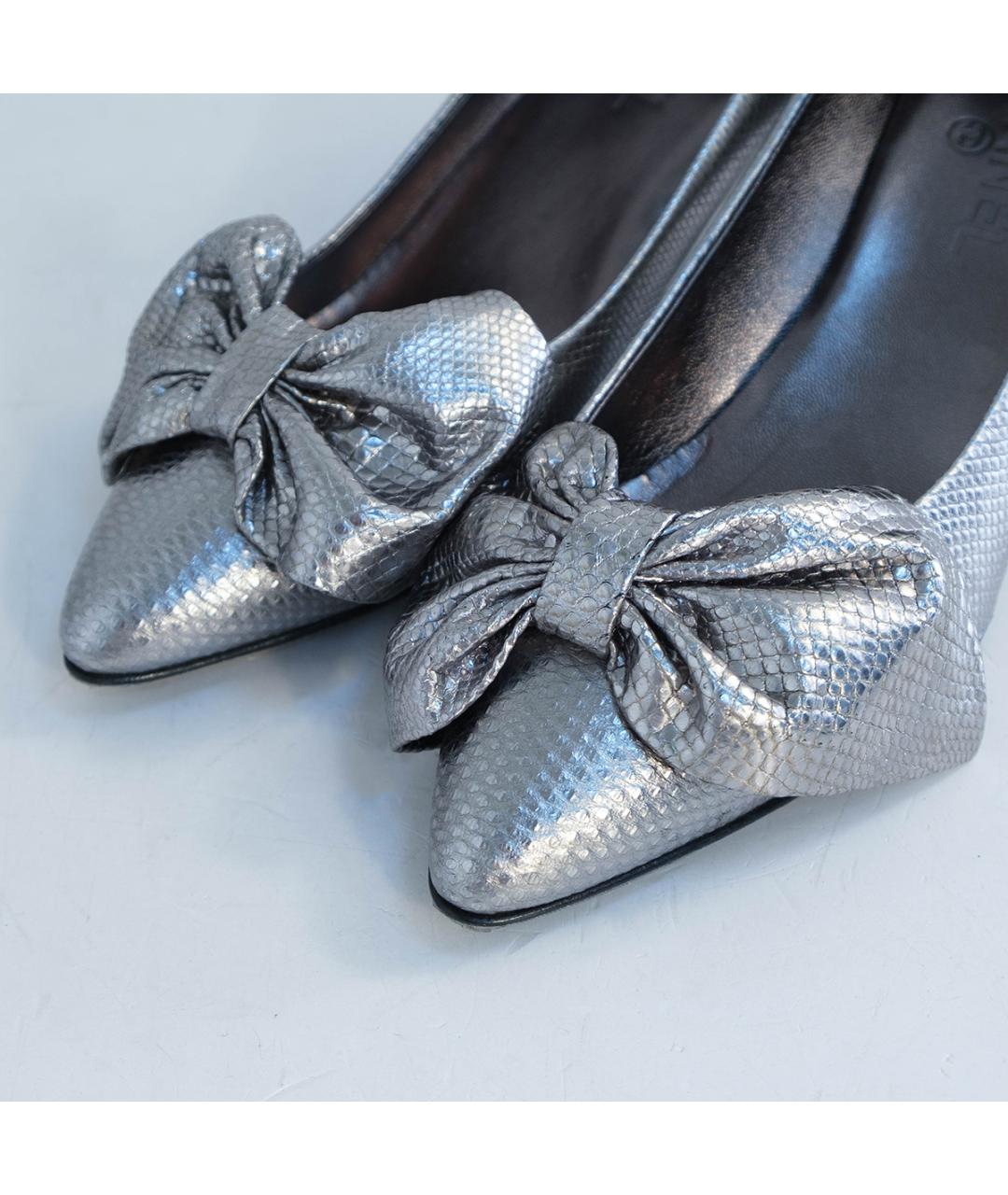 CHANEL Серебряные кожаные туфли, фото 3