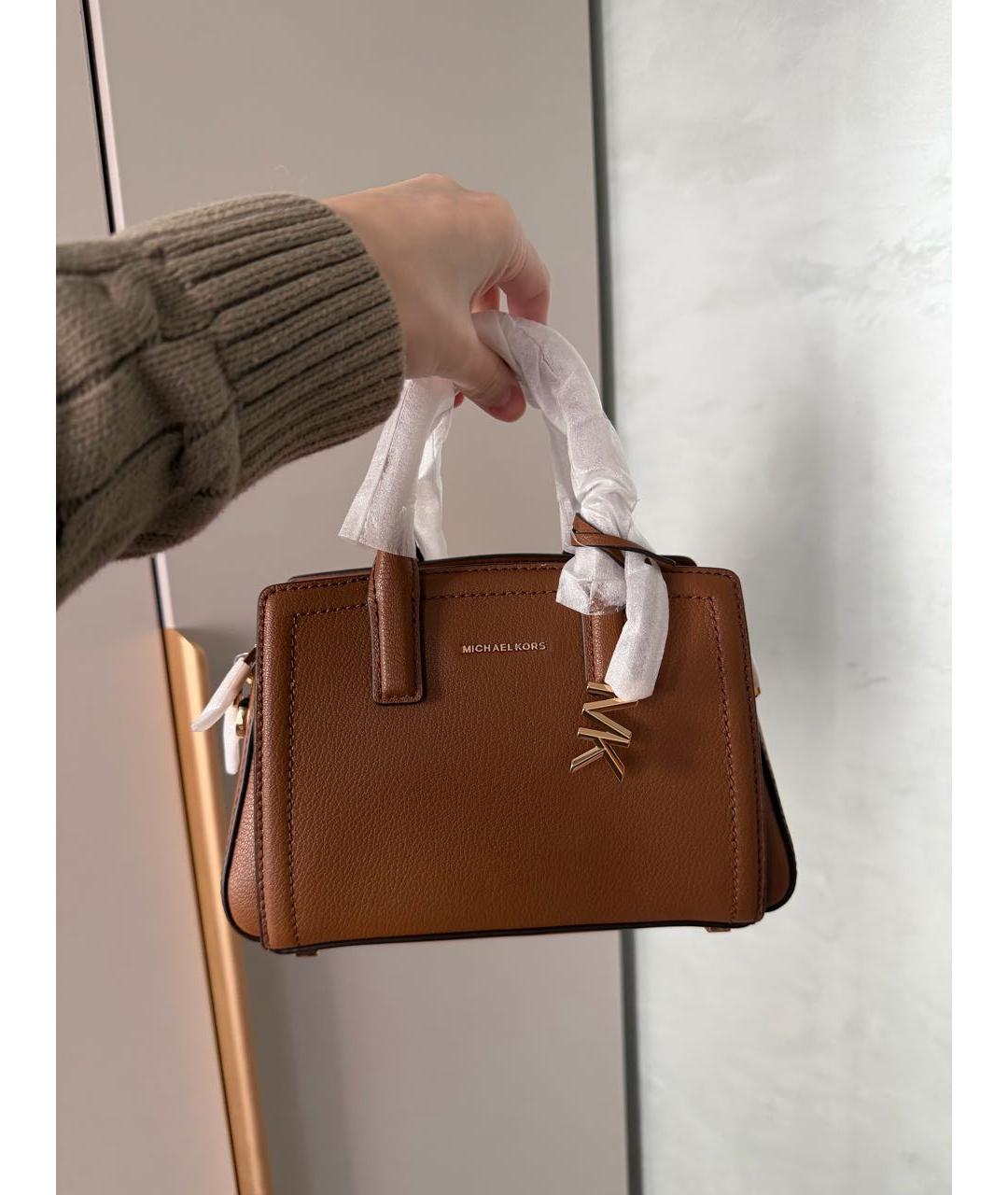 MICHAEL KORS Коричневая кожаная сумка через плечо, фото 3