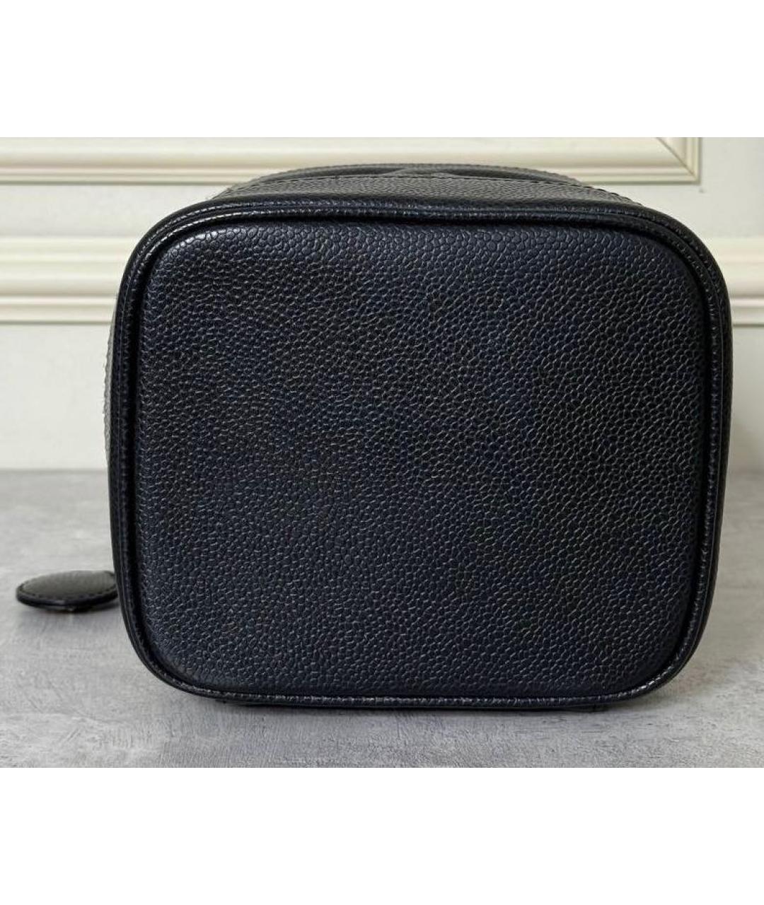 CHANEL Черная кожаная сумка с короткими ручками, фото 4