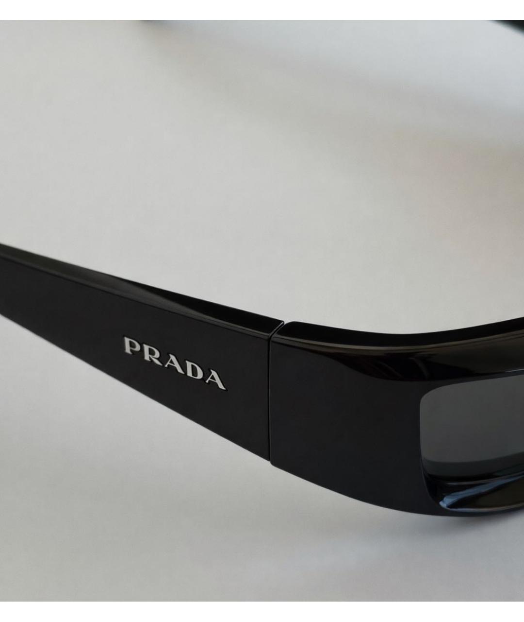 PRADA Черные пластиковые солнцезащитные очки, фото 3