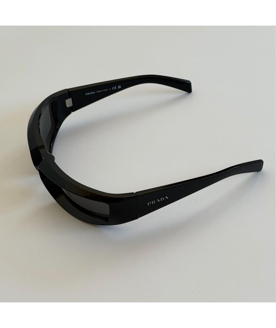 PRADA Черные пластиковые солнцезащитные очки, фото 2