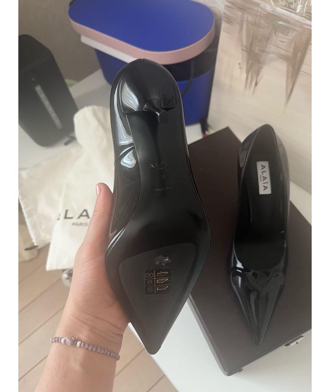 ALAIA Черные туфли из лакированной кожи, фото 6