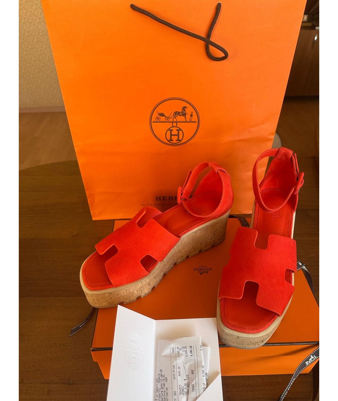 HERMES Коралловые замшевые босоножки, фото 6