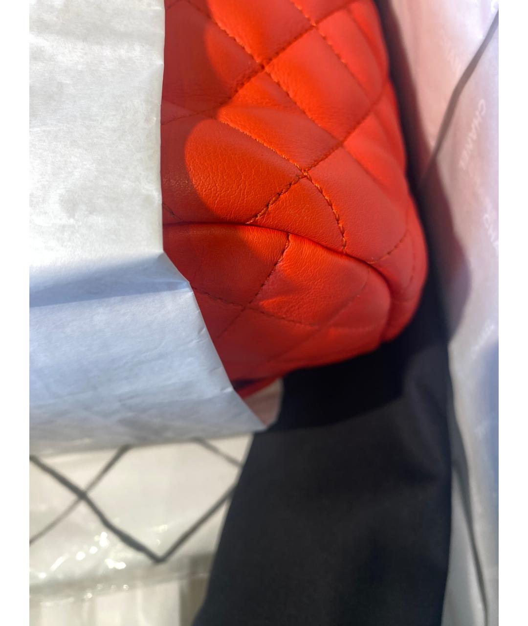 CHANEL Красный кожаный рюкзак, фото 4