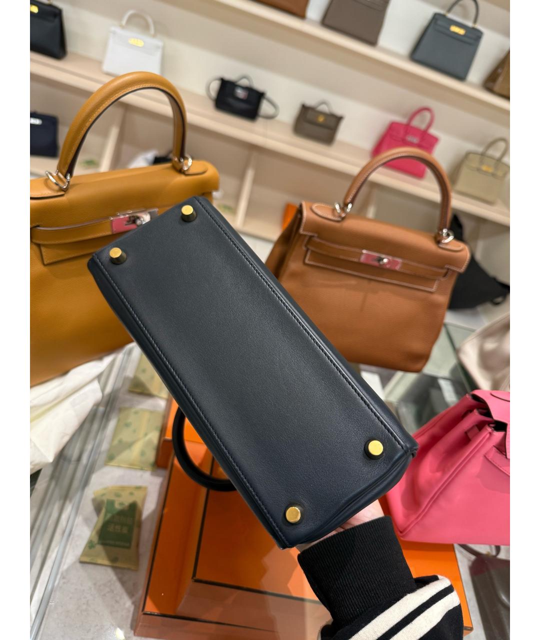 HERMES Темно-синяя кожаная сумка с короткими ручками, фото 5