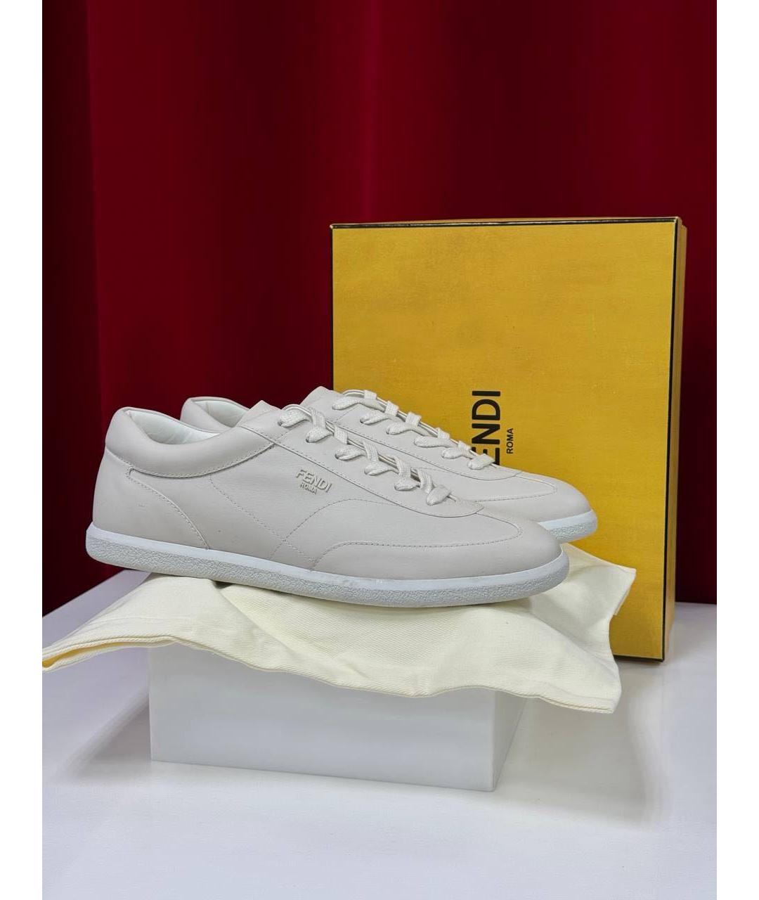 FENDI Бежевые кожаные низкие кроссовки / кеды, фото 5