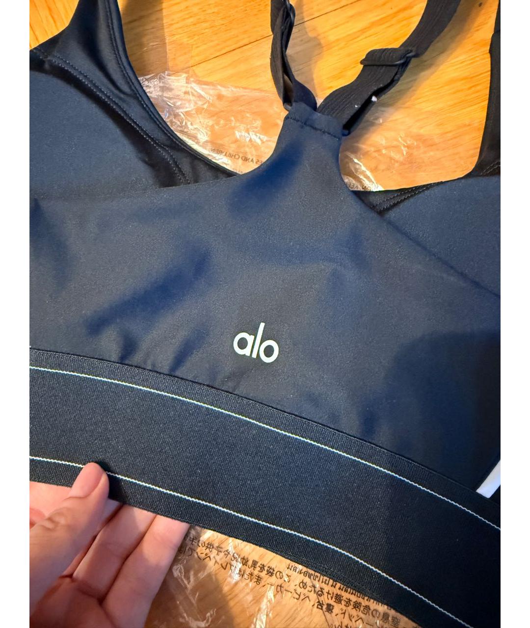 ALO YOGA Черная полиэстеровая майка, фото 3