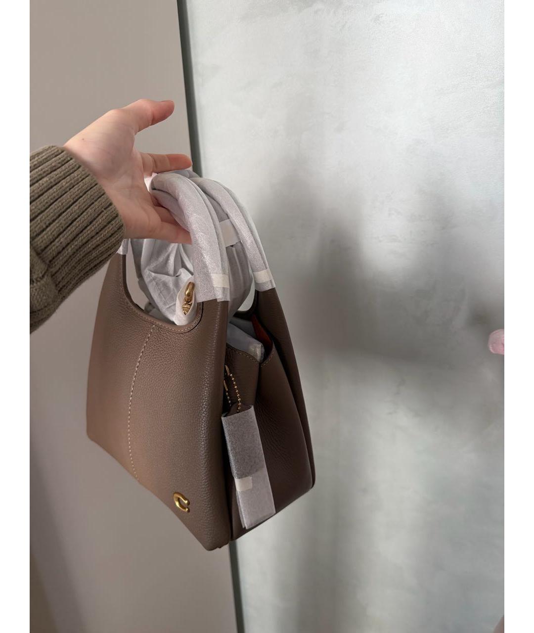 COACH Бежевая кожаная сумка с короткими ручками, фото 6