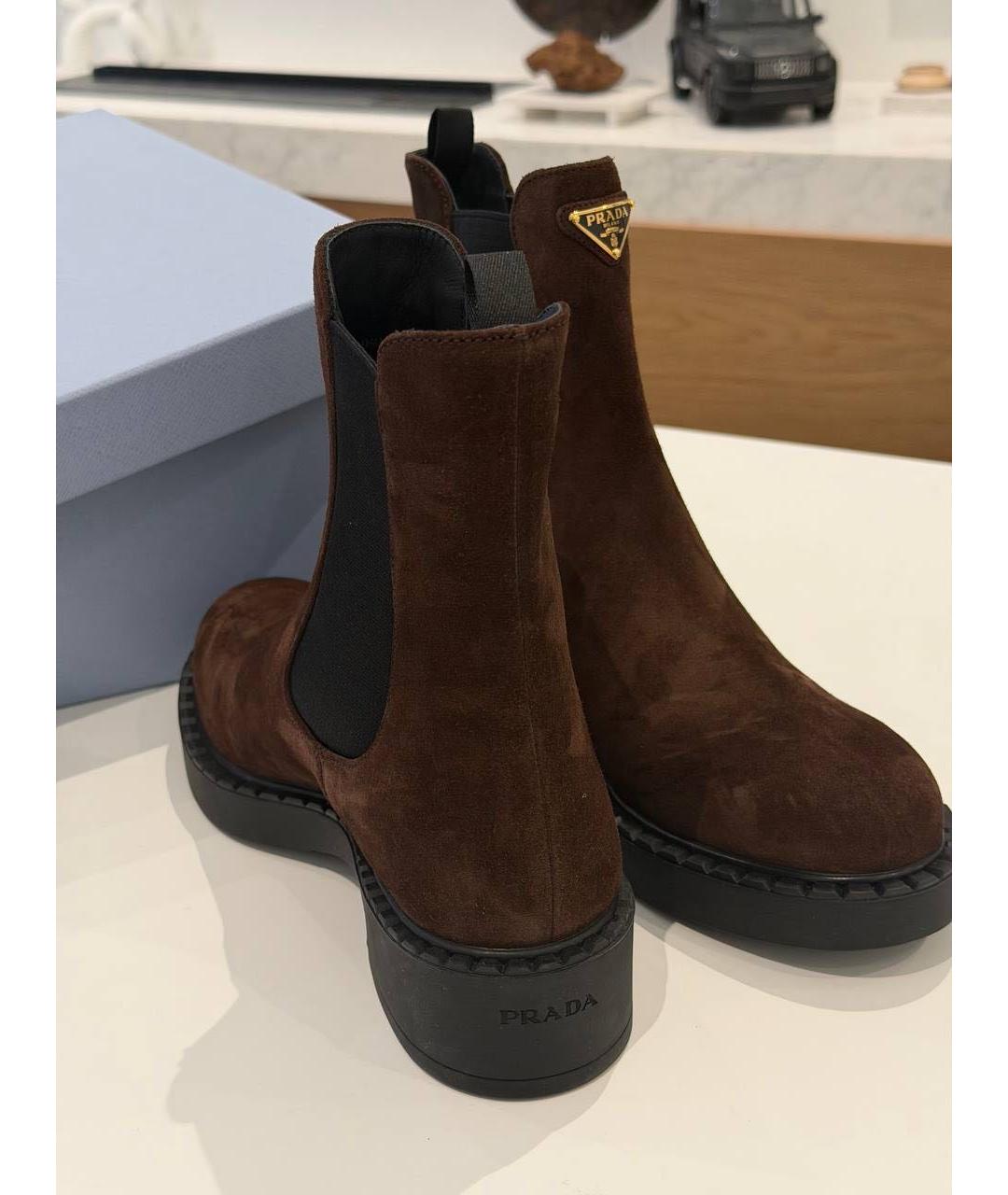 PRADA Коричневые замшевые ботинки, фото 4
