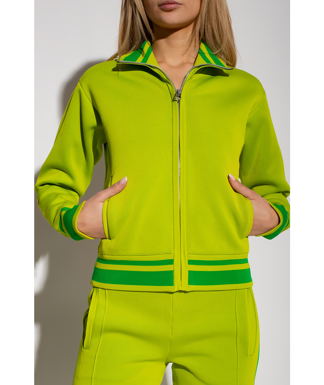 BOTTEGA VENETA Зеленая полиамидовая спортивная куртка, фото 2