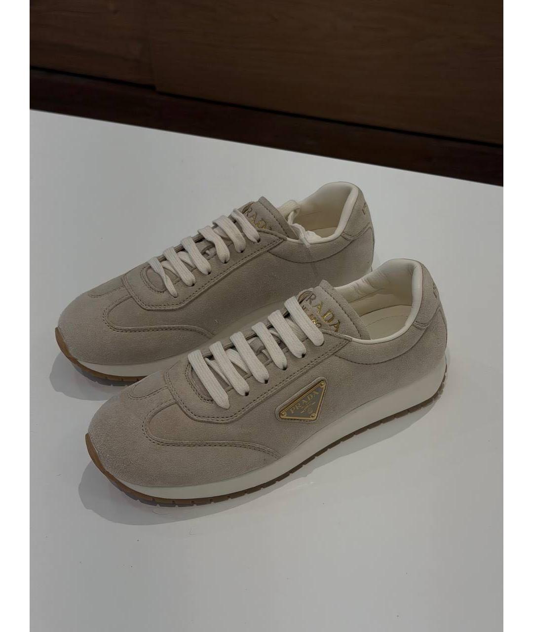 PRADA Бежевые замшевые кеды, фото 5