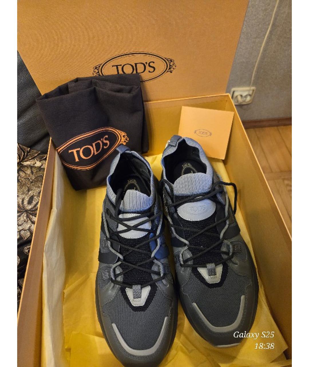 TOD'S Серые кожаные низкие кроссовки / кеды, фото 2