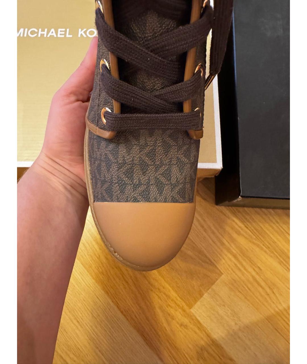 MICHAEL KORS Коричневые ботинки, фото 5