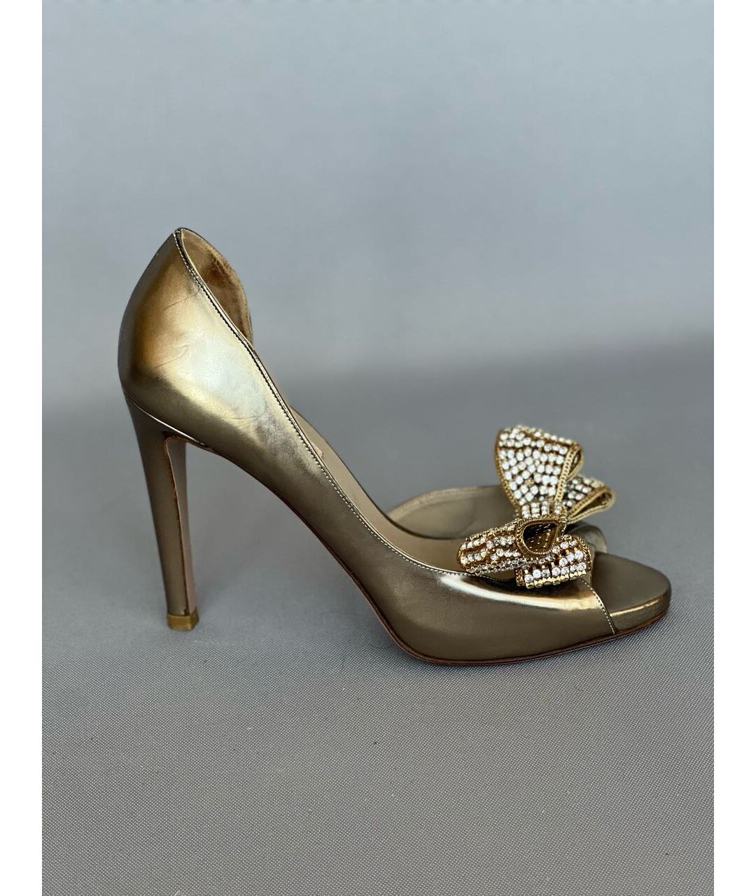 VALENTINO Золотые кожаные туфли, фото 9