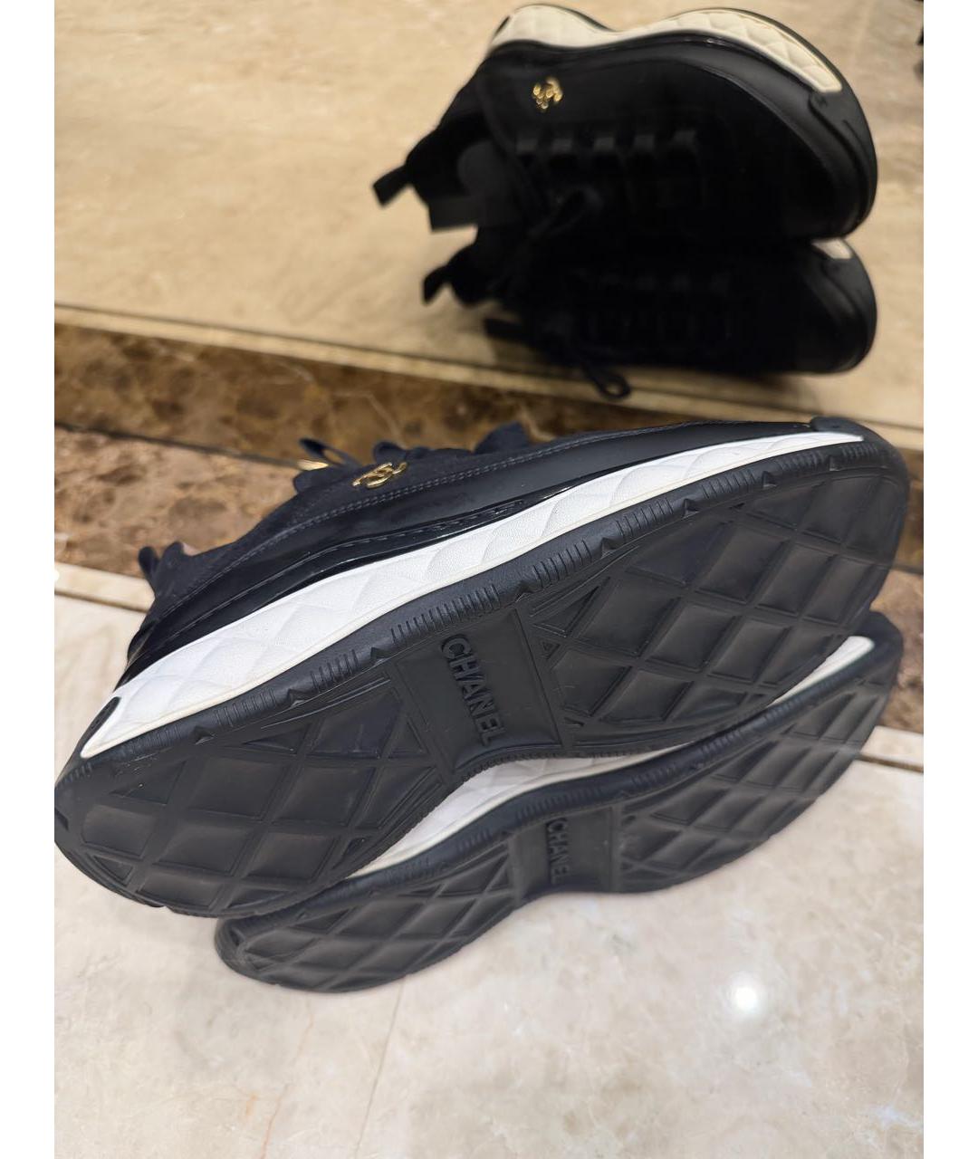 CHANEL Черные замшевые кроссовки, фото 6