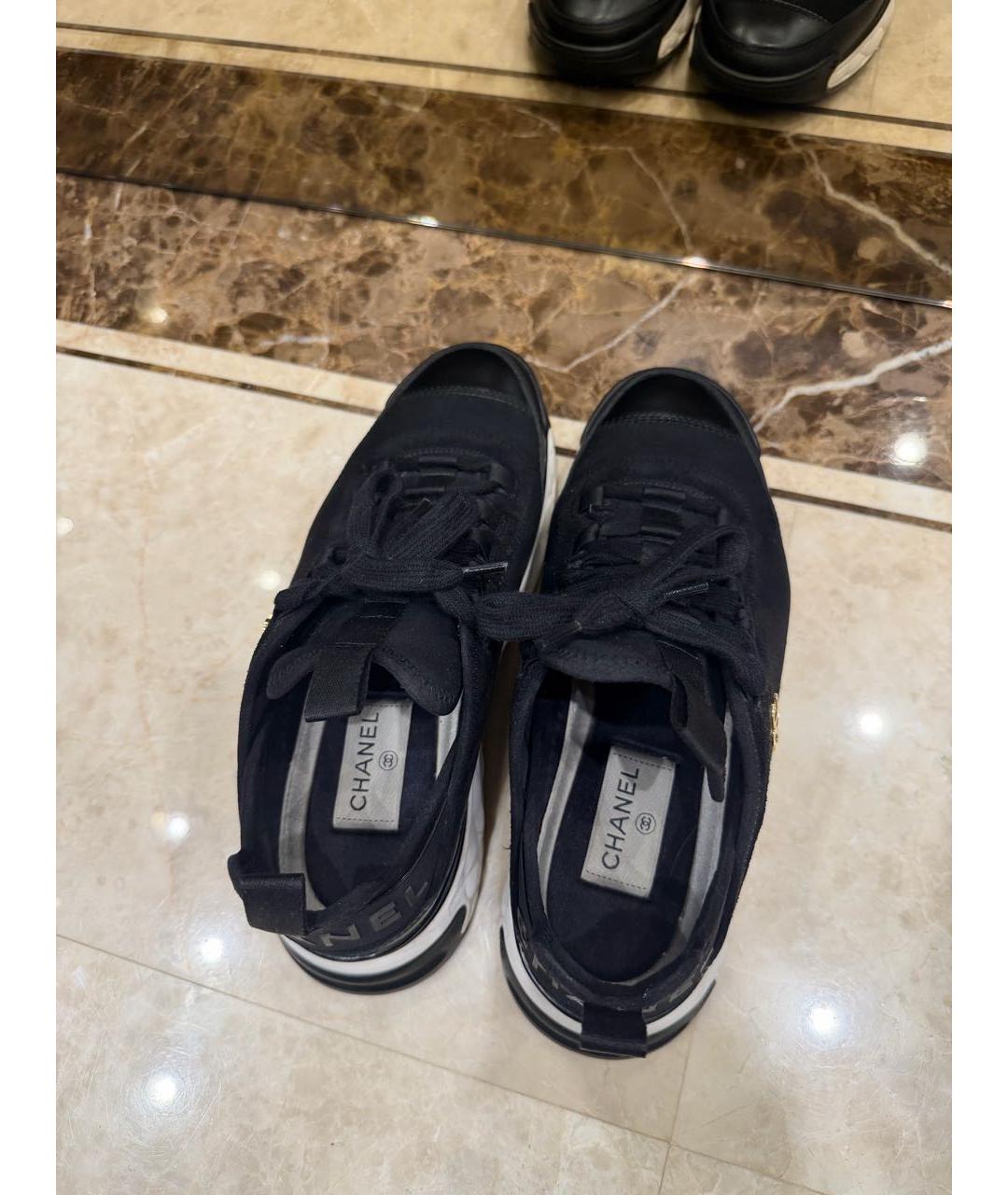 CHANEL Черные замшевые кроссовки, фото 3