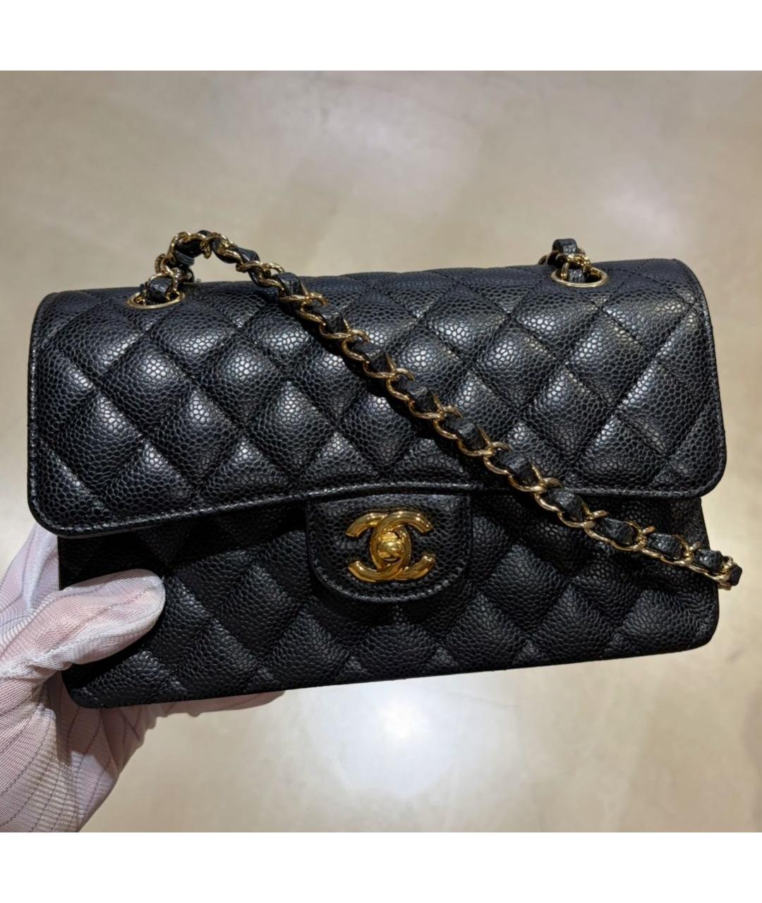 CHANEL Черная кожаная сумка через плечо, фото 2
