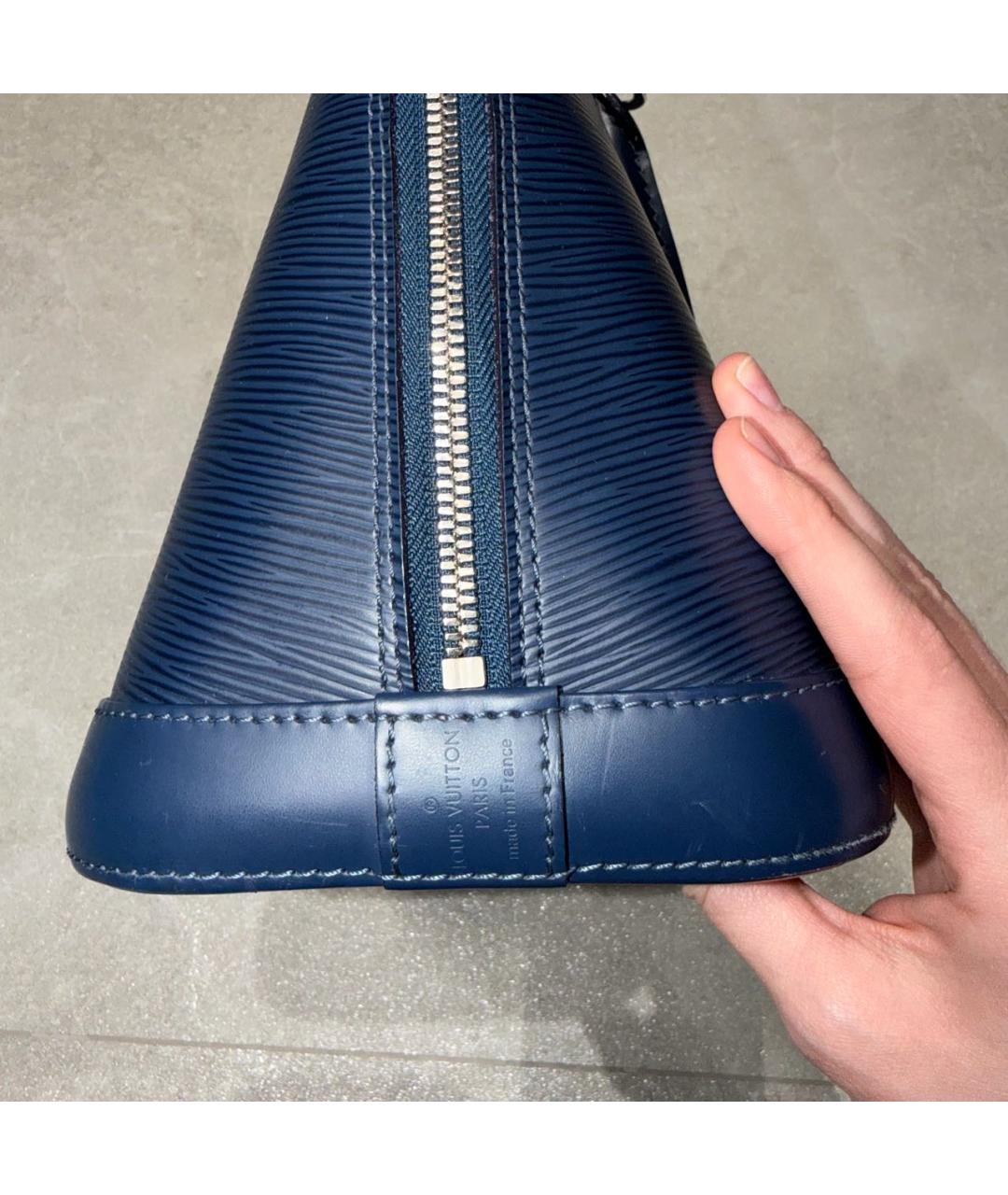 LOUIS VUITTON Темно-синяя кожаная сумка с короткими ручками, фото 4