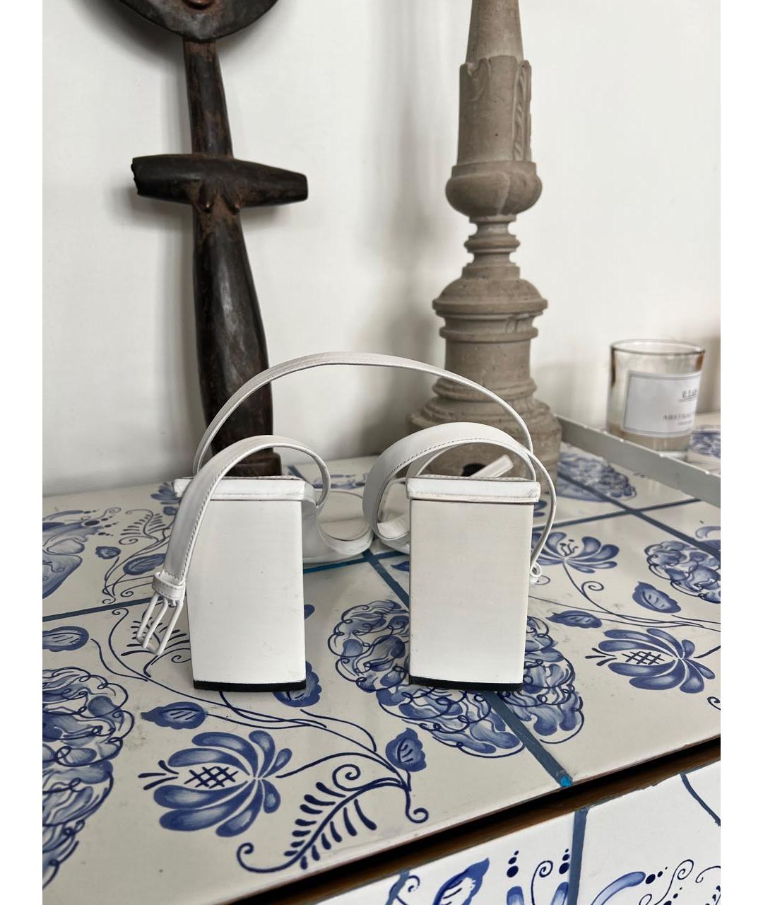 BALENCIAGA Белые кожаные босоножки, фото 4