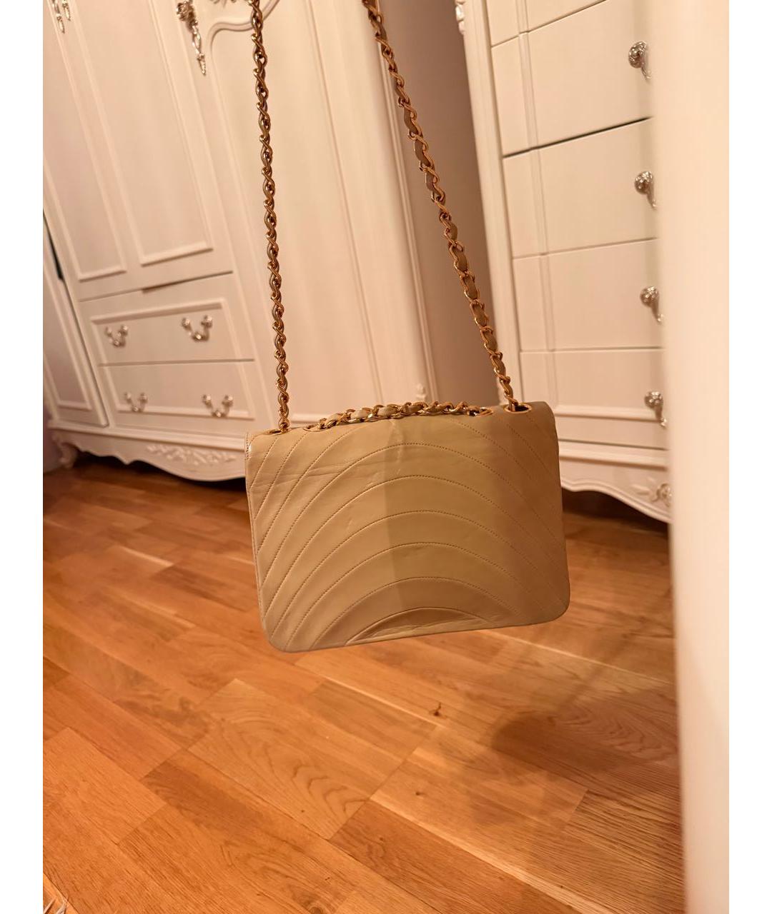 CHANEL Бежевая кожаная сумка через плечо, фото 3