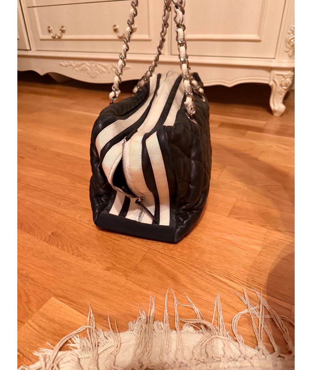 CHANEL Черная кожаная сумка через плечо, фото 3