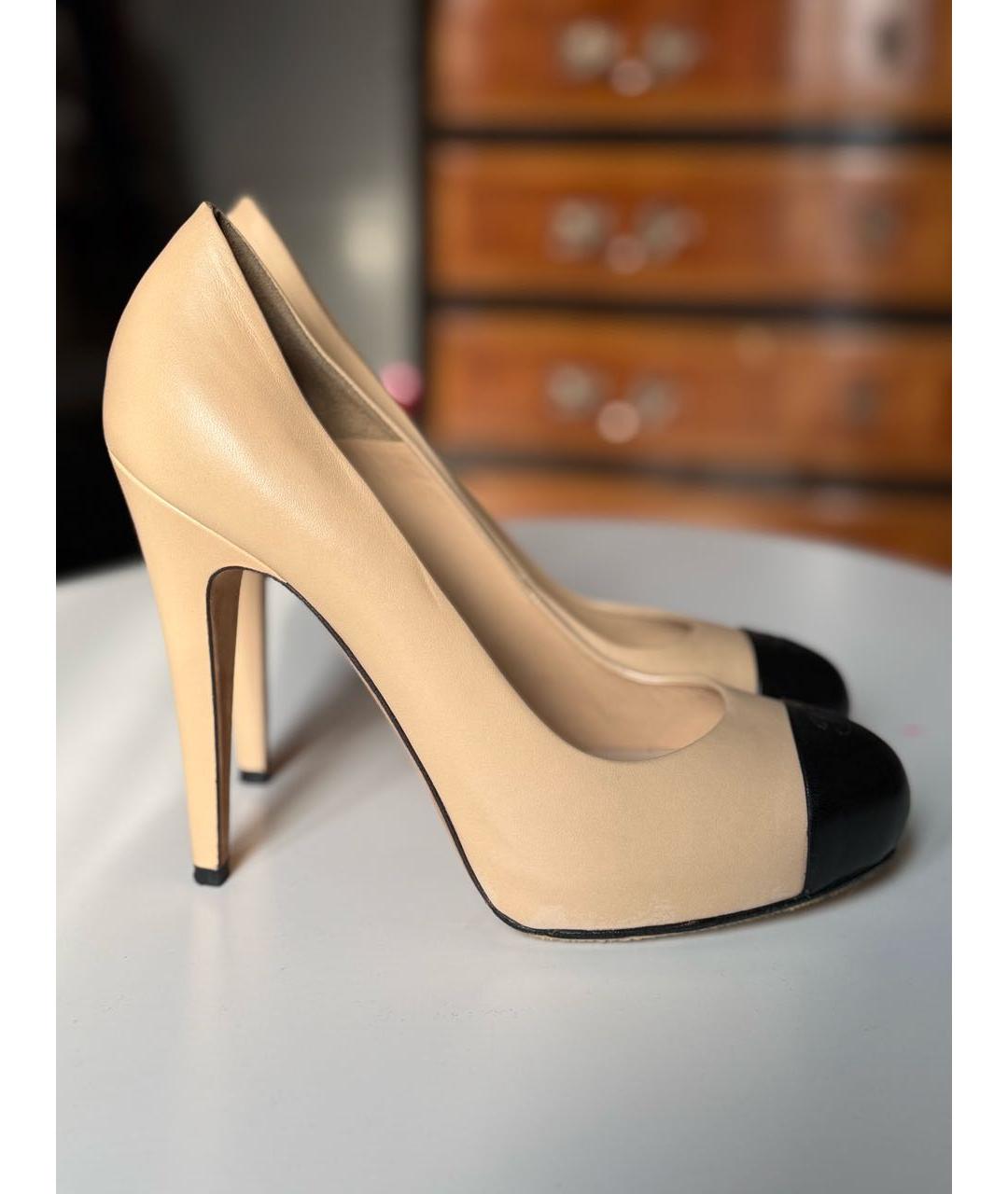 CHANEL Бежевые кожаные туфли, фото 4