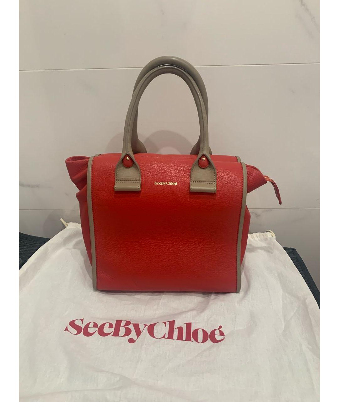 SEE BY CHLOE Коралловая кожаная сумка с короткими ручками, фото 5