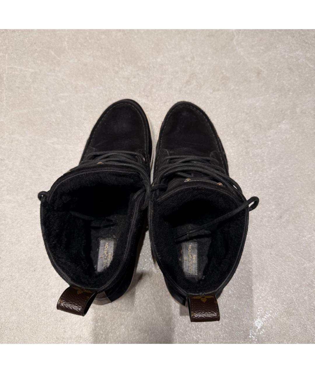 LOUIS VUITTON Черные замшевые кеды, фото 3
