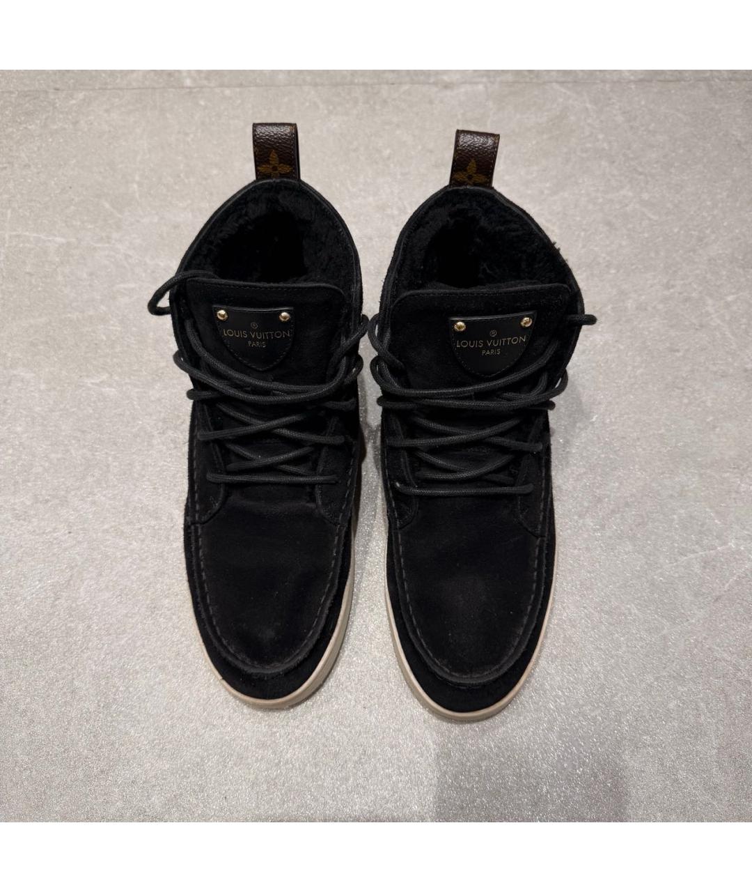 LOUIS VUITTON Черные замшевые кеды, фото 2