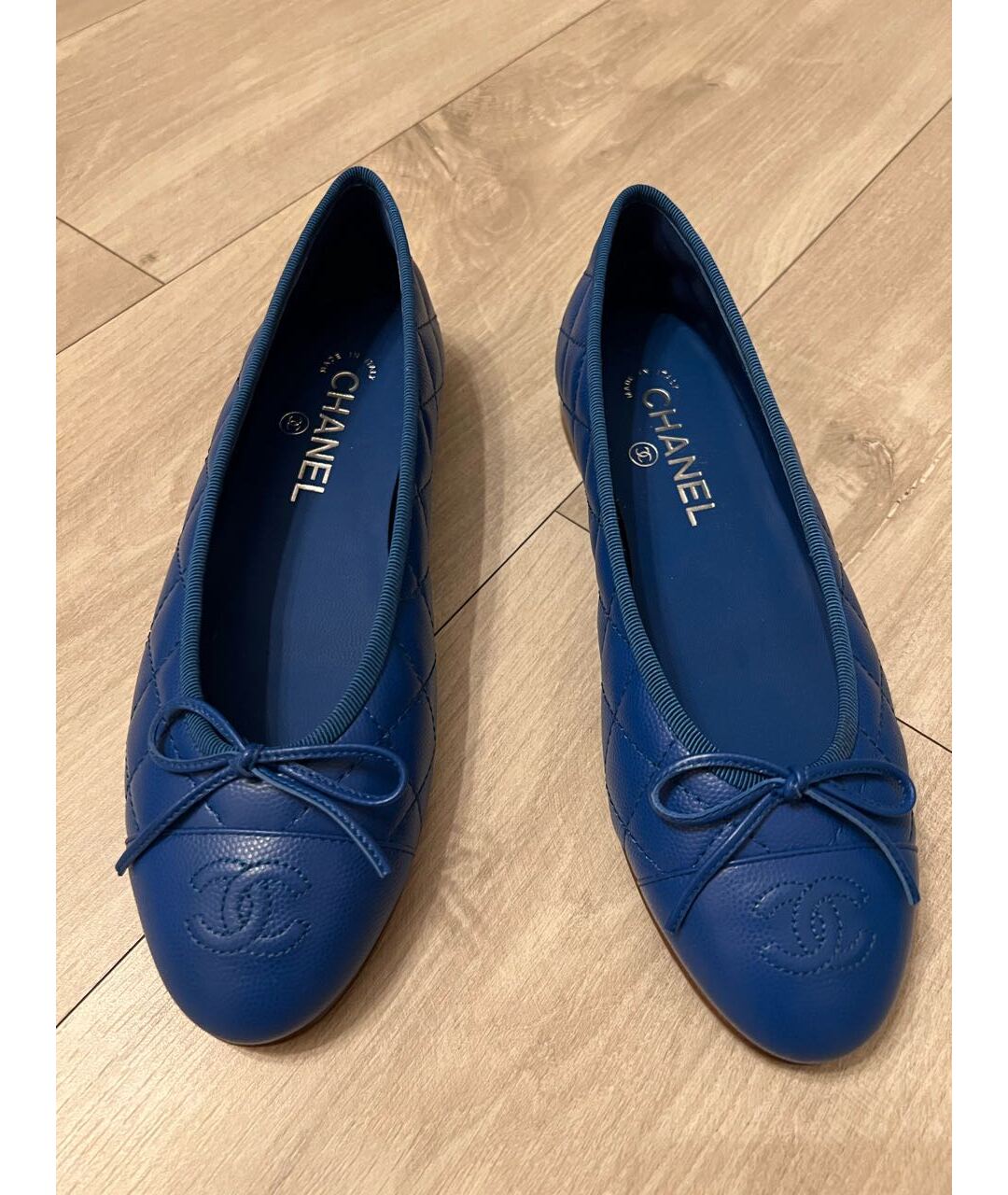 CHANEL PRE-OWNED Синие кожаные туфли, фото 2