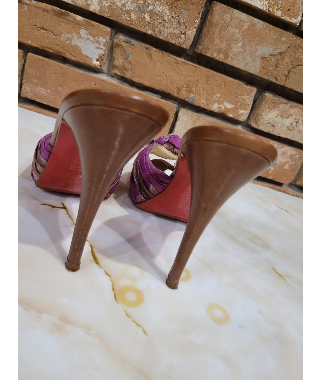 CHRISTIAN LOUBOUTIN Розовые текстильные босоножки, фото 3