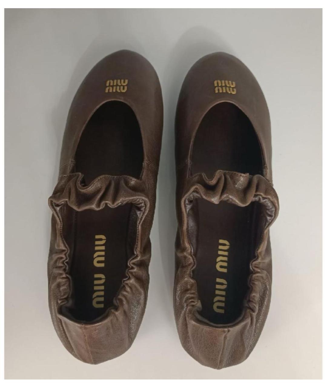 MIU MIU Коричневые кожаные балетки, фото 3