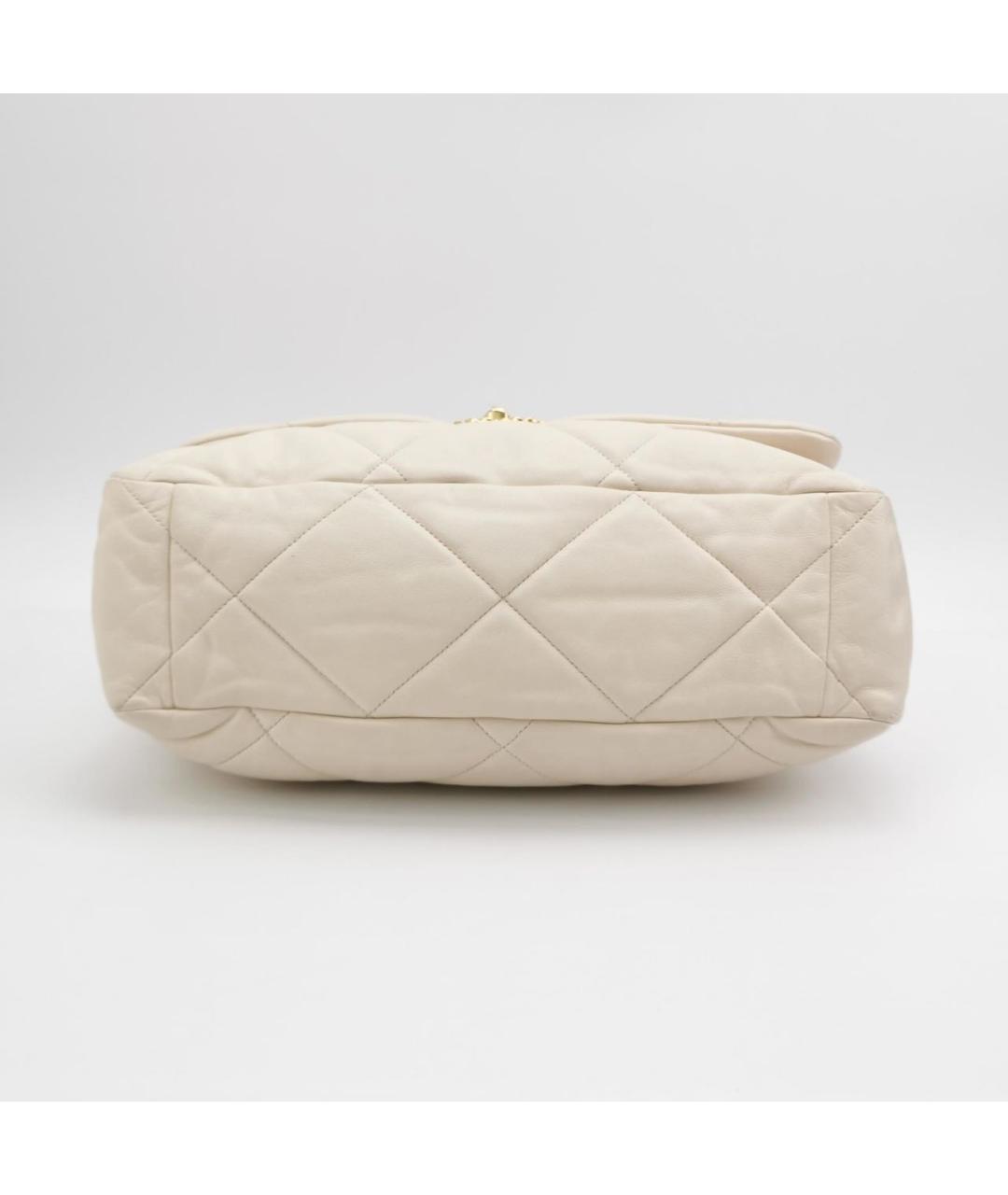 CHANEL Бежевая кожаная сумка через плечо, фото 5