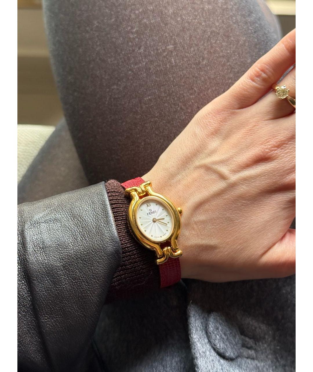 FENDI Золотые позолоченные часы, фото 5