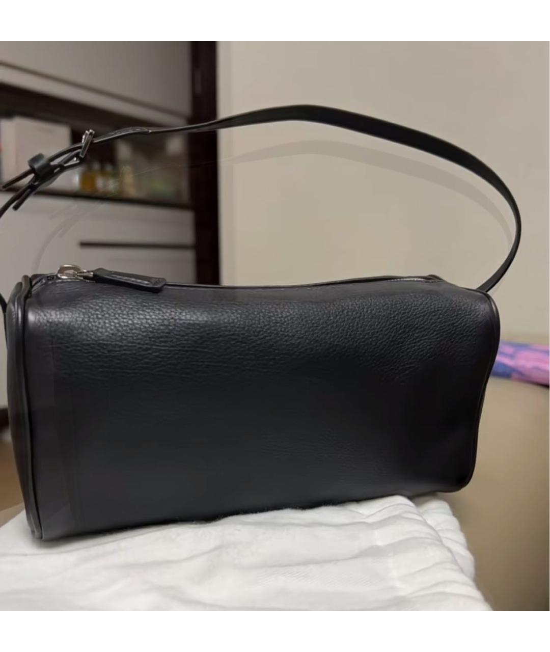 THE ROW Черная кожаная сумка через плечо, фото 6