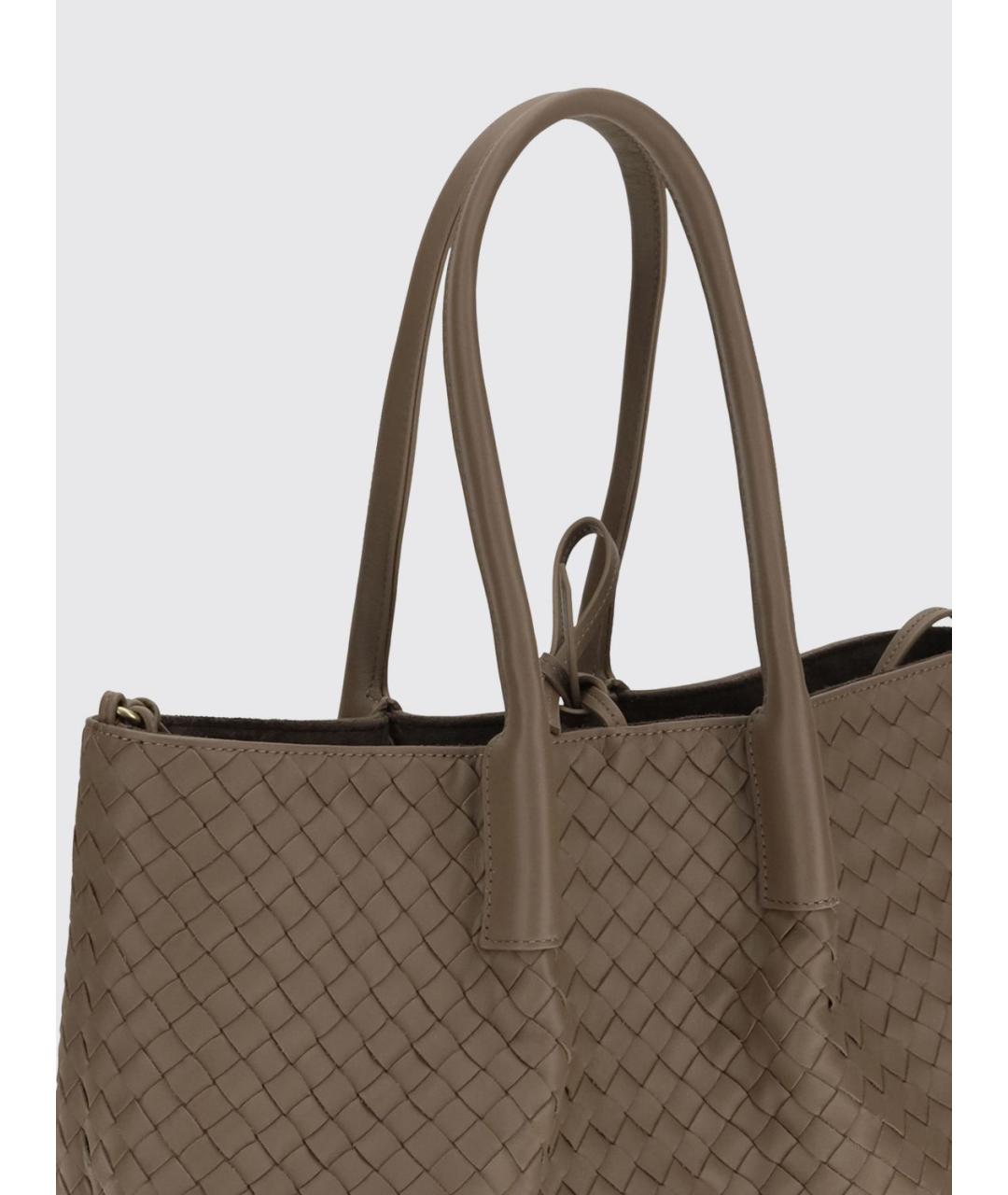 BOTTEGA VENETA Бежевая кожаная сумка тоут, фото 3